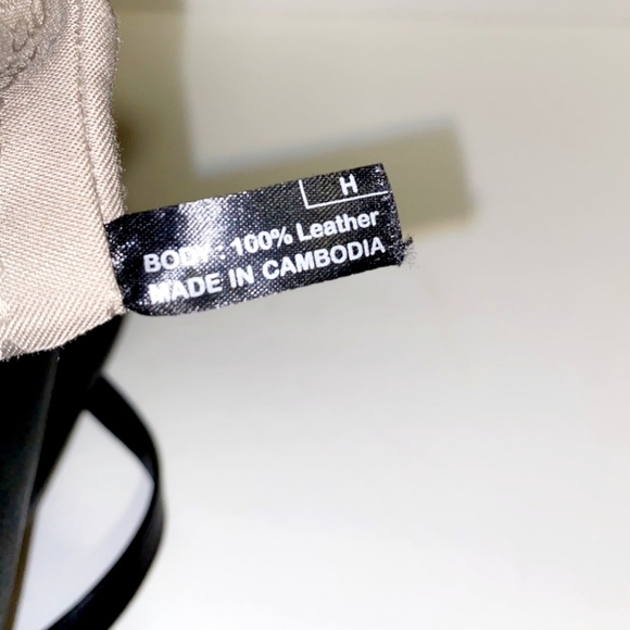 Margot Black Leather Crossbody Bag - Picture 2 of 7